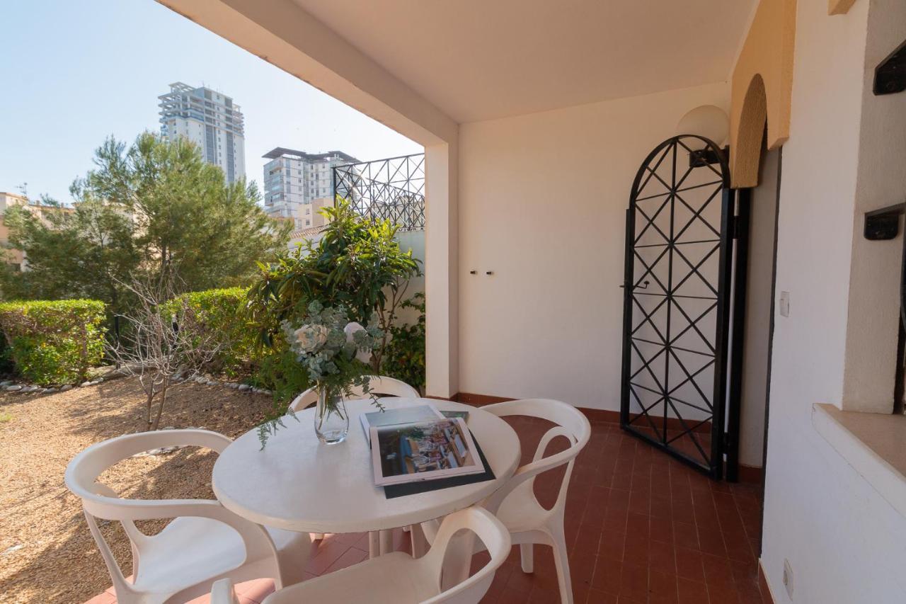 Bungalows Aparto Residence Galetamar Калпе Екстериор снимка